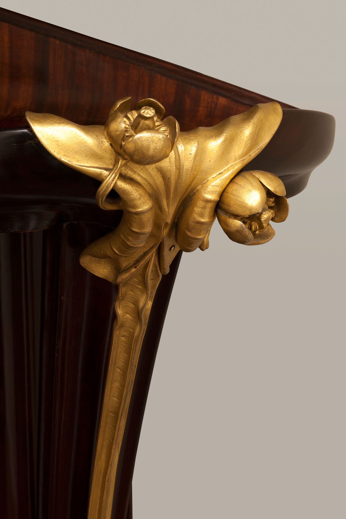 Majorelle 'Aux Nenuphars' Corner Cabinet